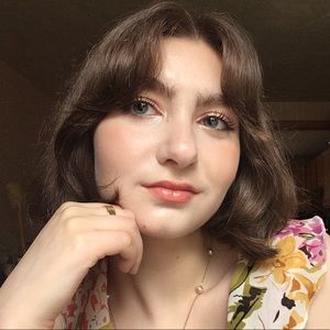 Meet your Posher, Vivian